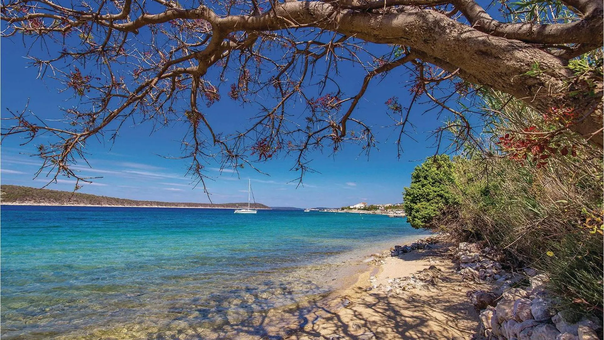 2 Bedroom Lovely Apartment In Barbat Barbat na Rabu Croatia