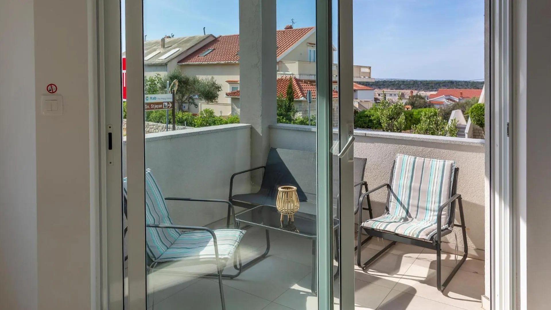 2 Bedroom Lovely Apartment In Barbat Barbat na Rabu
