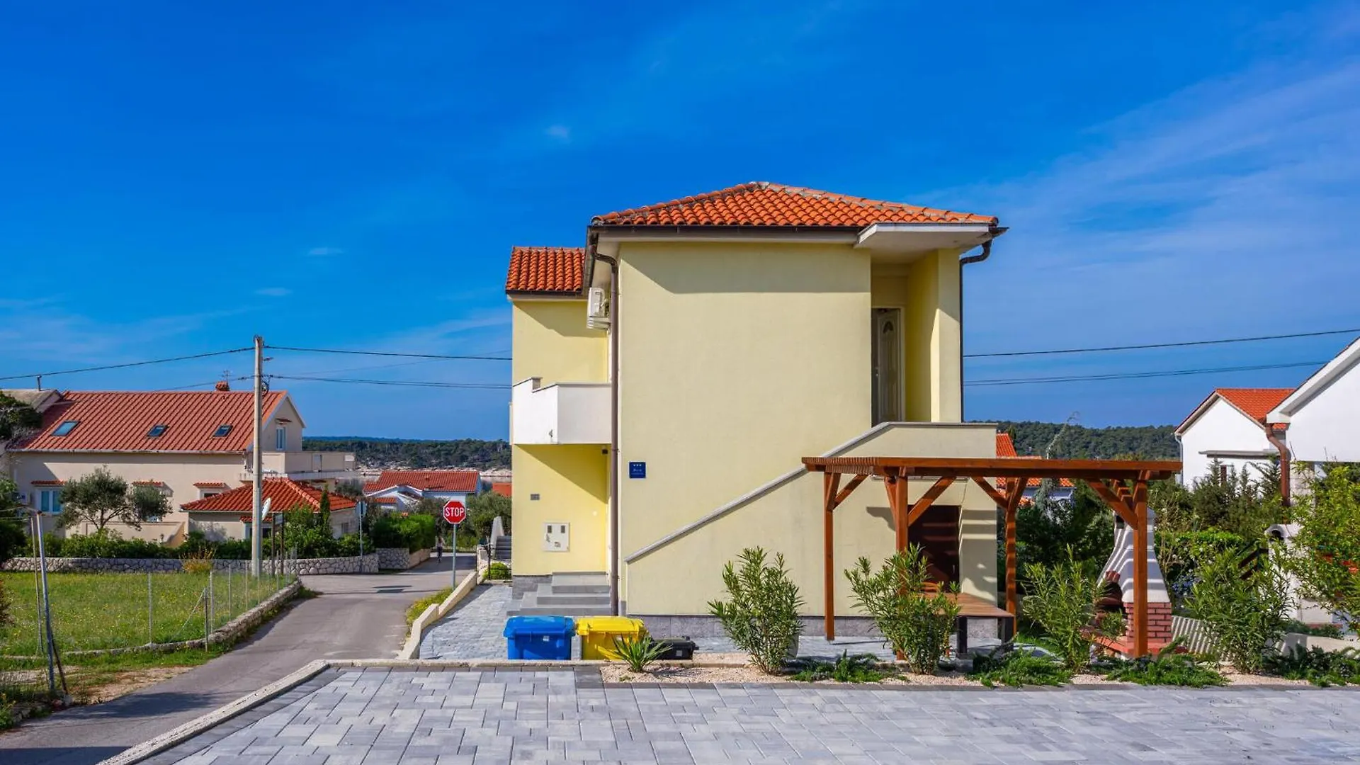 2 Bedroom Lovely Apartment In Barbat Barbat na Rabu Croatia